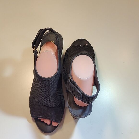 CATO BLOCK HEEL ANKLE VELCRO STRAP CLOSURE WOMEN"S OPEN TOE SANDAL - Picture 5 of 15